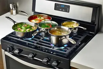 Can you use the oven and stove at the same time? - Quora