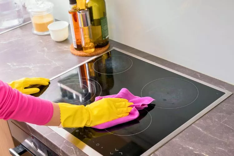 How to remove cloudiness from glass top stove
