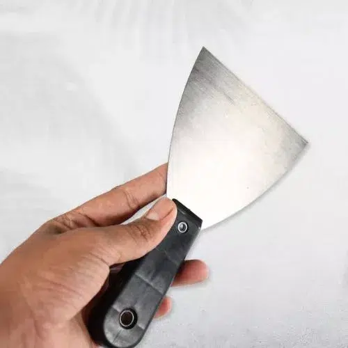 Using a Plastic Putty Knife