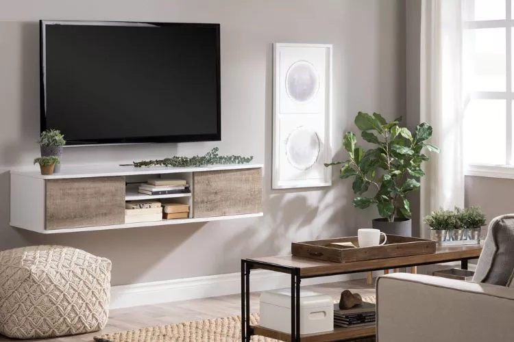 Important Factors to Consider When Mounting a TV on a Floating Shelf