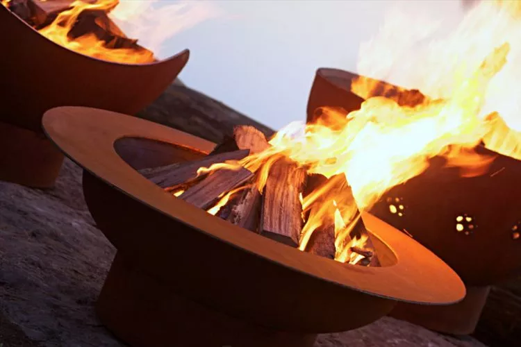 Understanding Fire Pits- Types and Related Risks