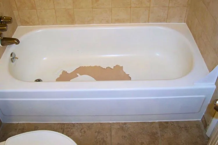why is my bathtub peeling (Causes of Bathtub Peeling)